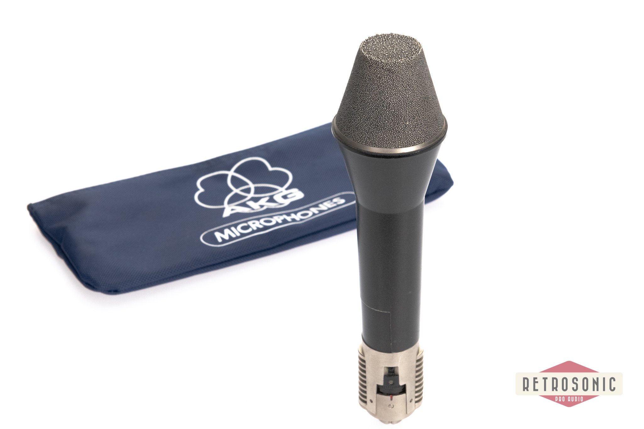 AKG D202 C4 Dynamic Microphone