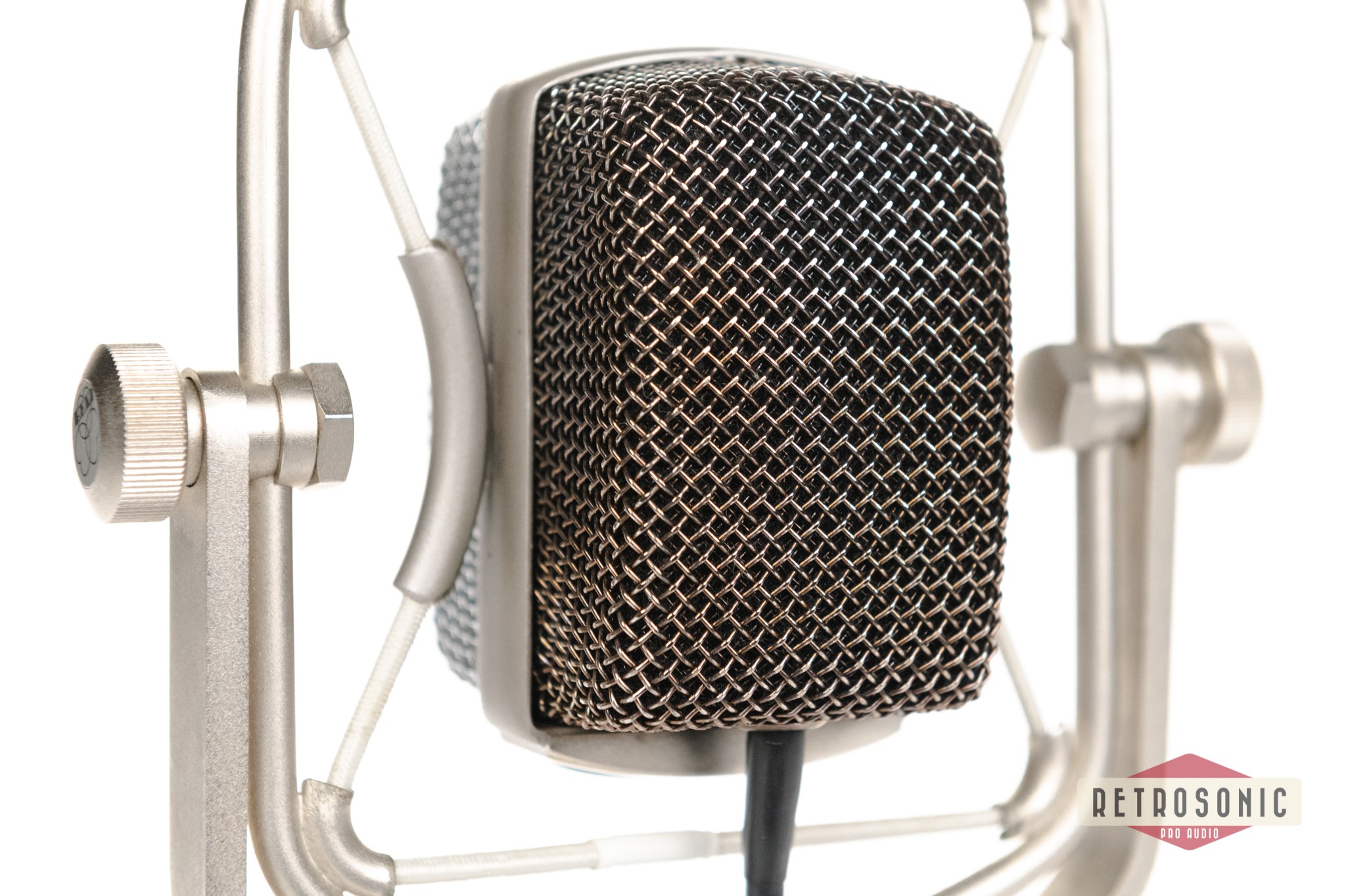 AKG D25 (D20) Dynamic Mic