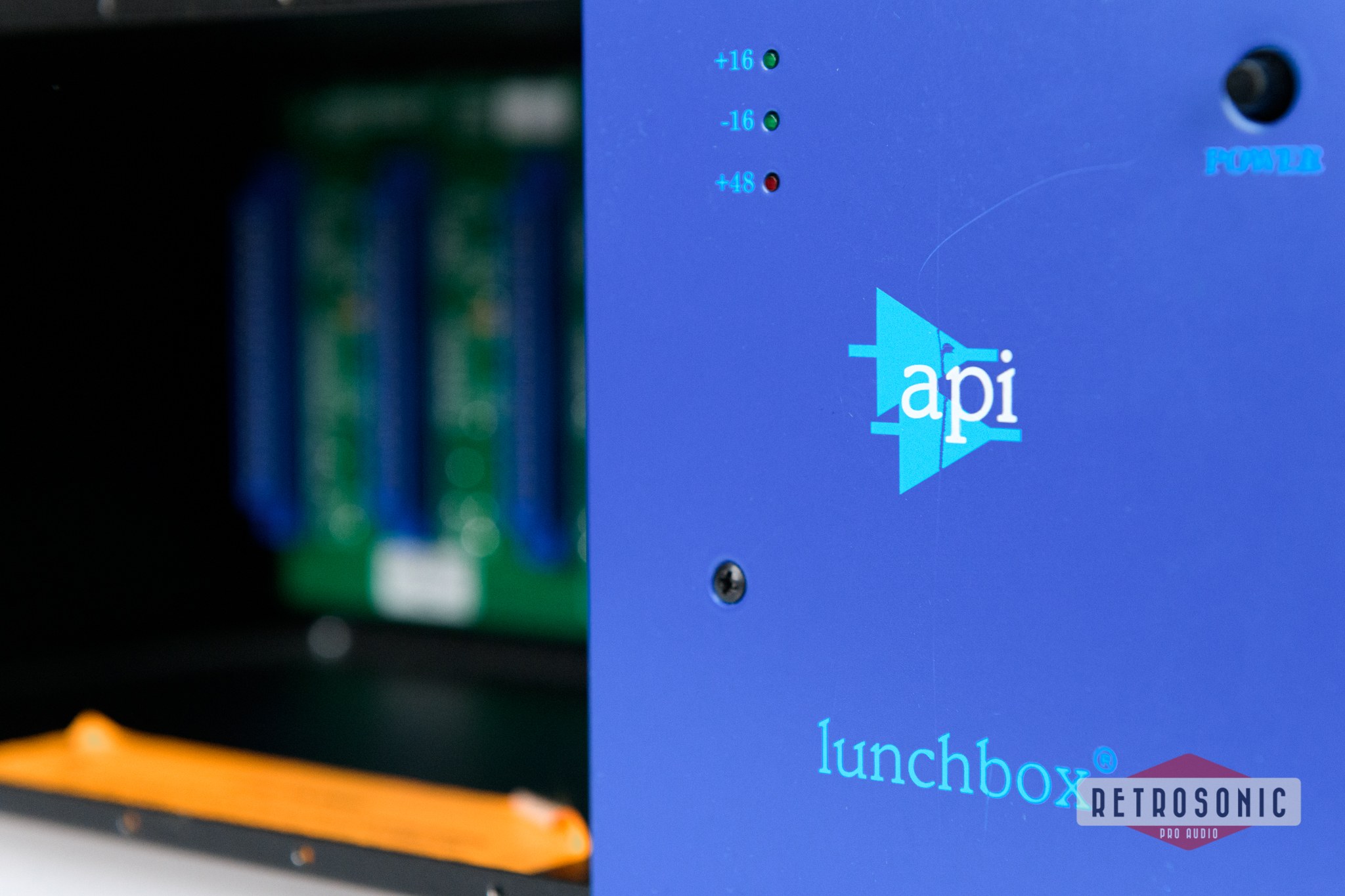 API 500-6B HC Lunchbox 500-series