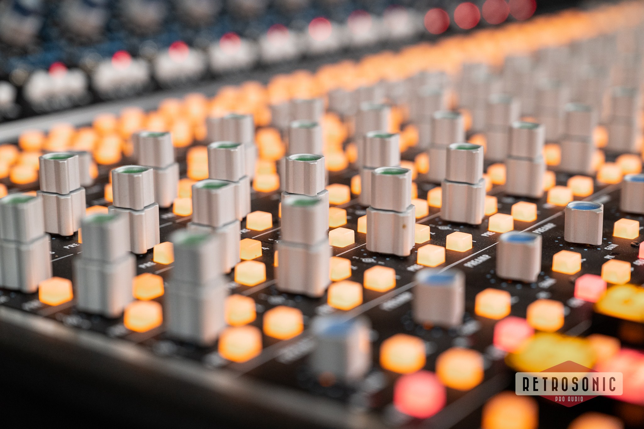 Api Audio 1608-IIA Mixing Console with Automation