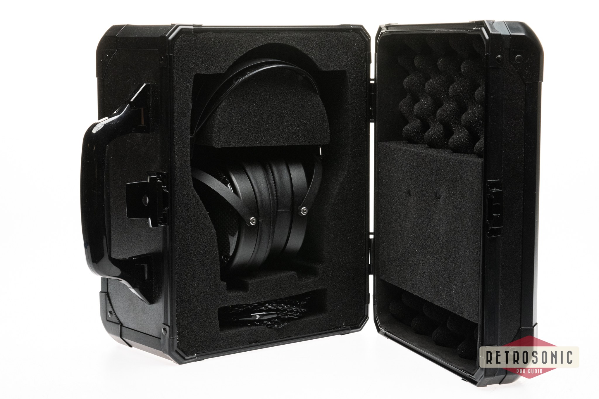 Audeze LCD-XC, Leather-Free, Carbon cup economy case (Creator)