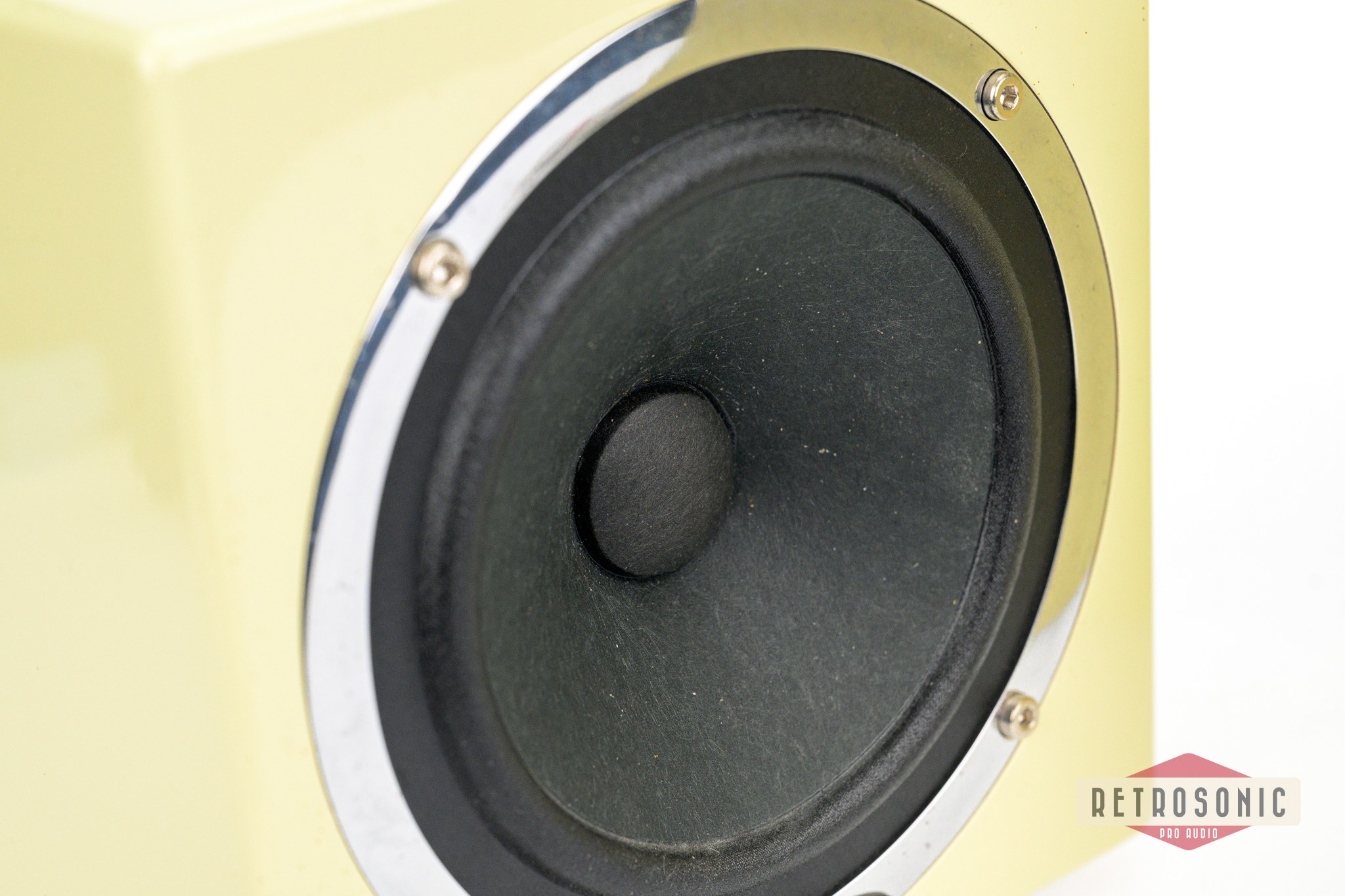 Avantone Mixcube Passive Pair Cream