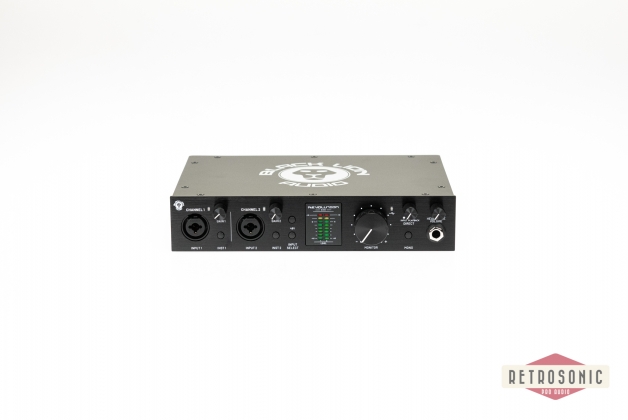 retrosonic - Black Lion Audio Revolution 2x2 USB-C Audio Interface