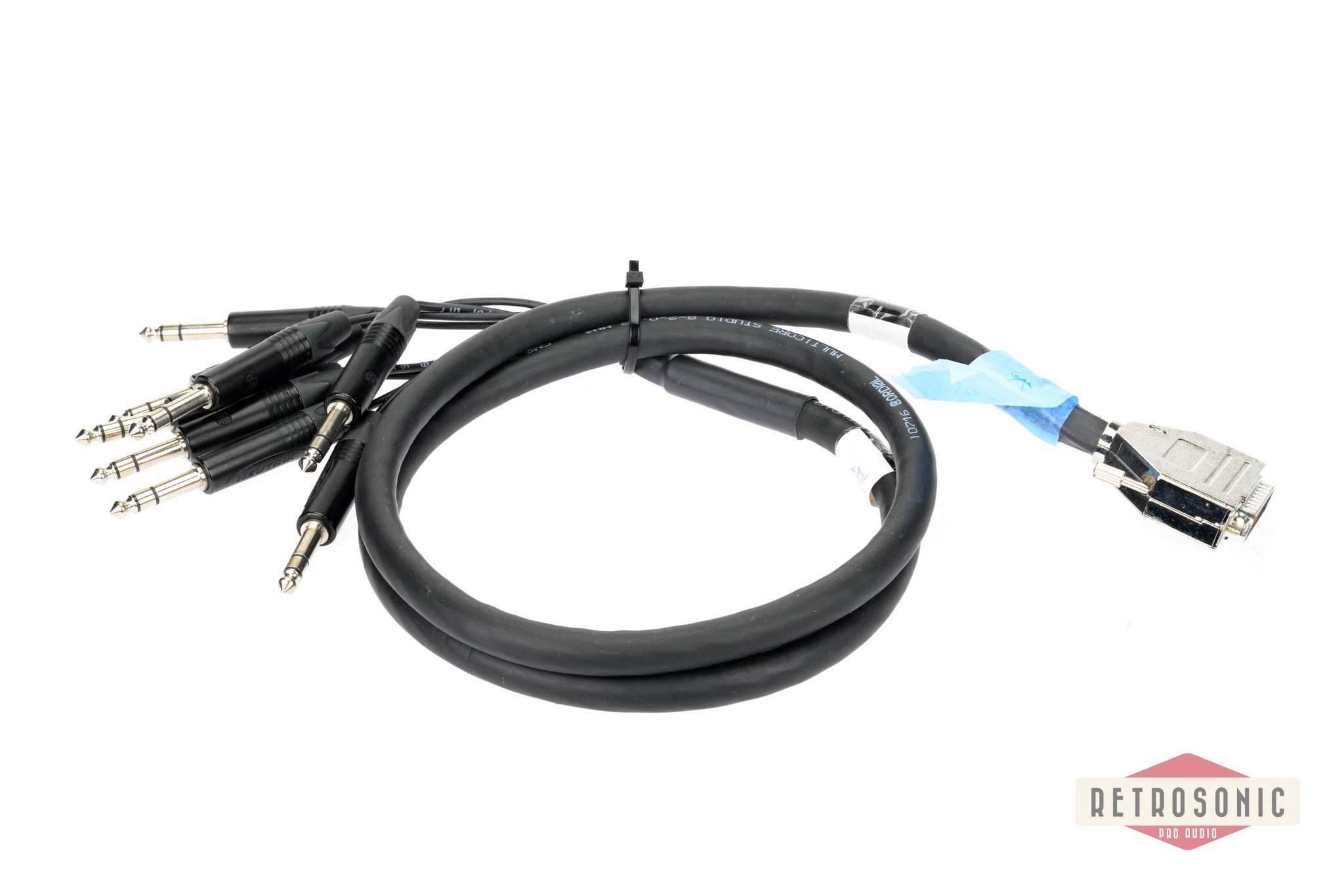 Cordial CMS 8 multipair DB25-8 x Neutrik NC-FXX XLR Female. 0.65m