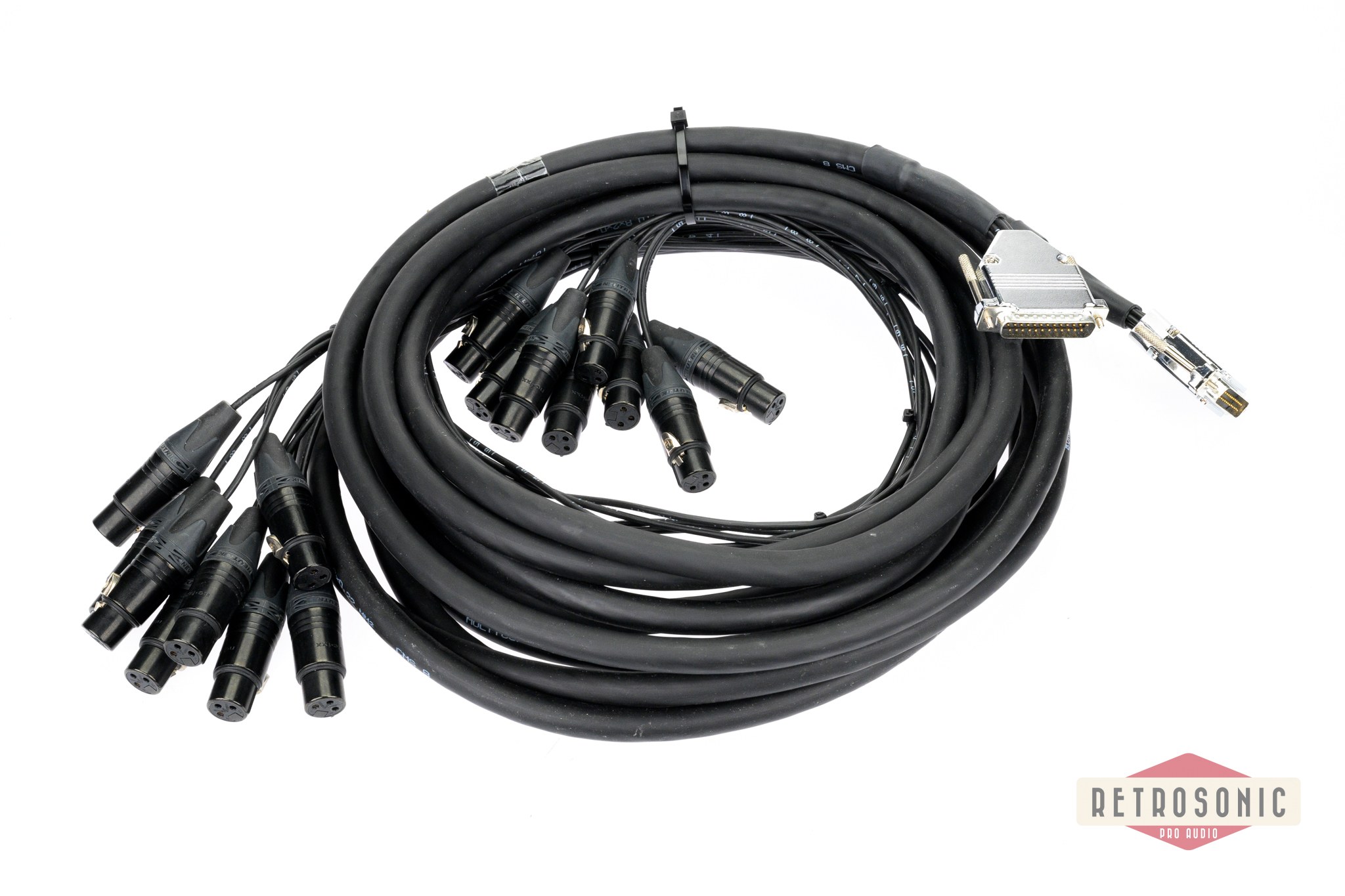 Cordial CMS 8 multipair DB25-8 x Neutrik NC-FXX XLR Female. 1.4m
