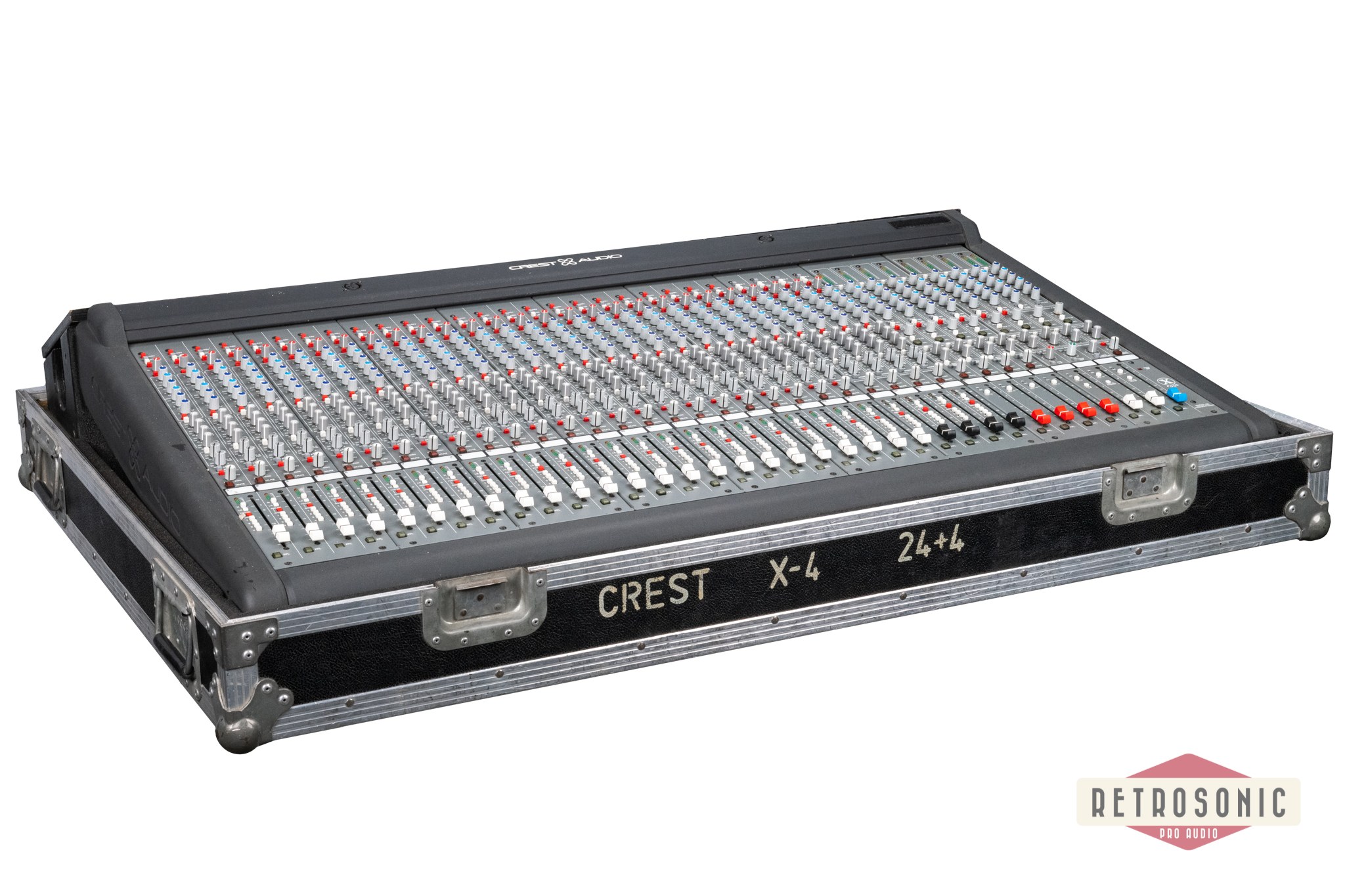 Crest X-4 24+4 St /4/2 Analog Mixing Console