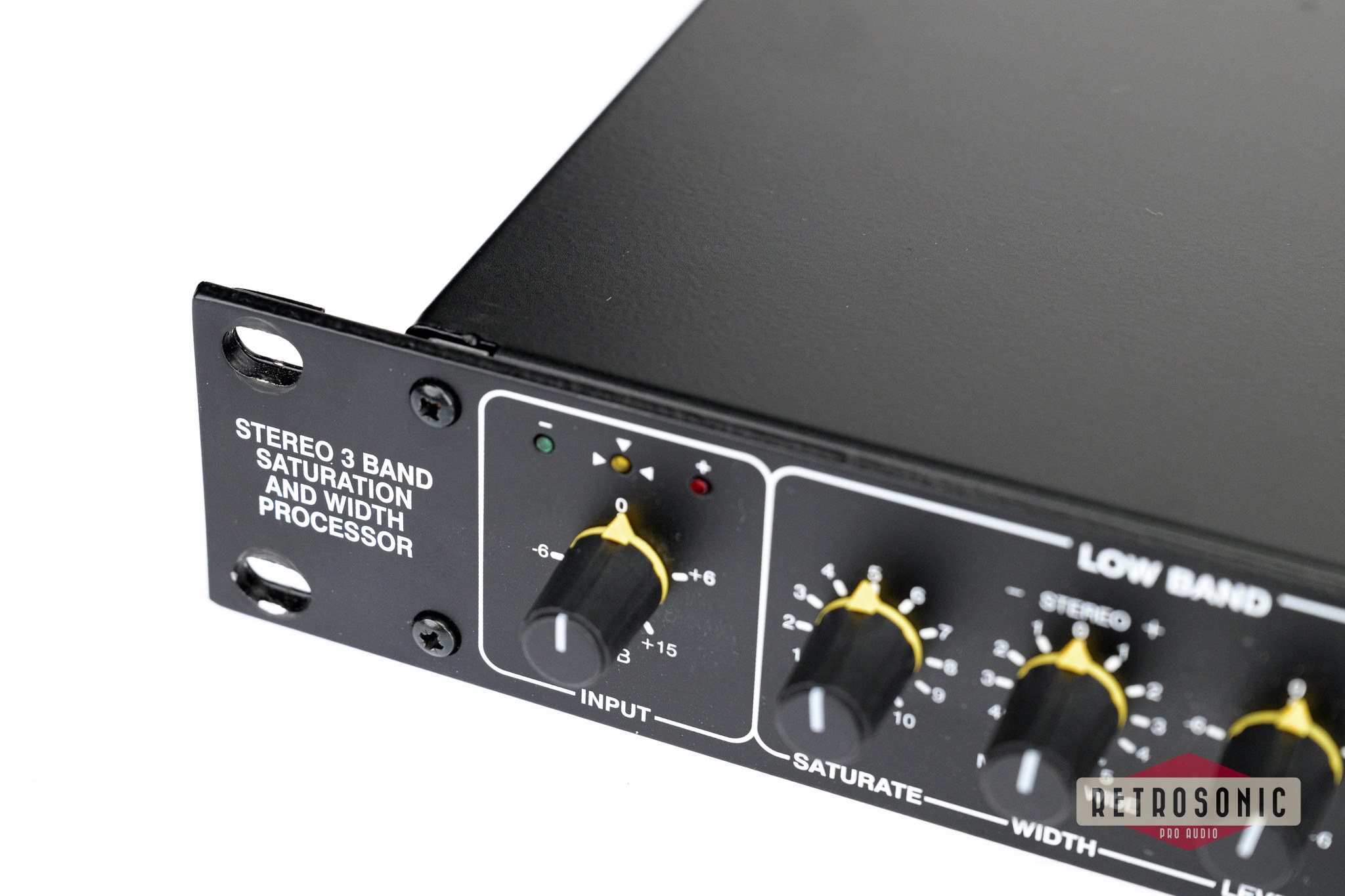 Drawmer 1976 Stereo Saturation and Width Processor