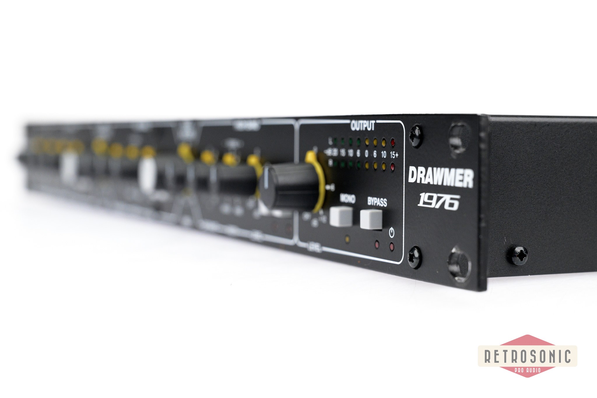 Drawmer 1976 Stereo Saturation and Width Processor