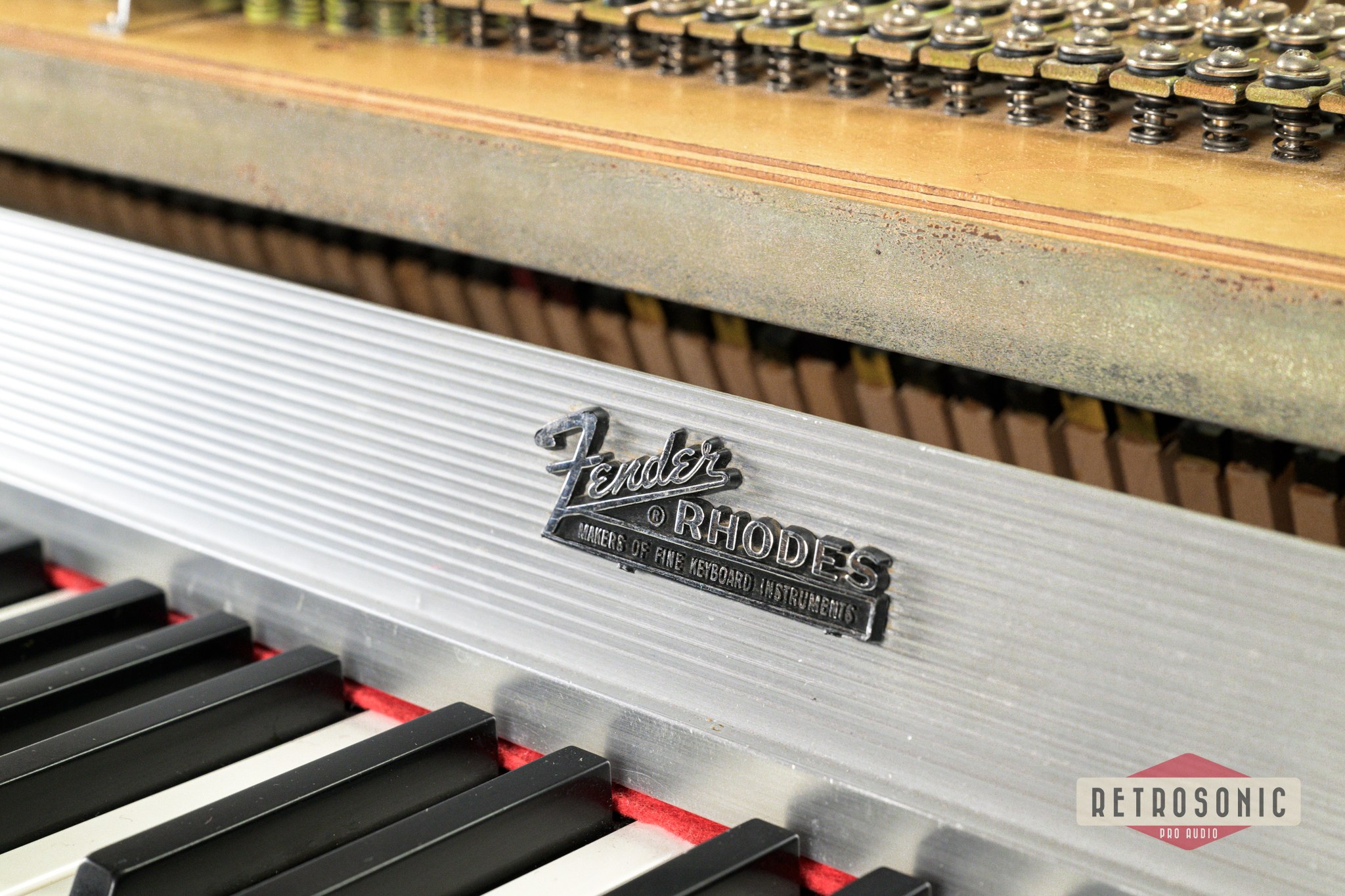 Fender Rhodes 73 MK1 Suitcase Electric Piano