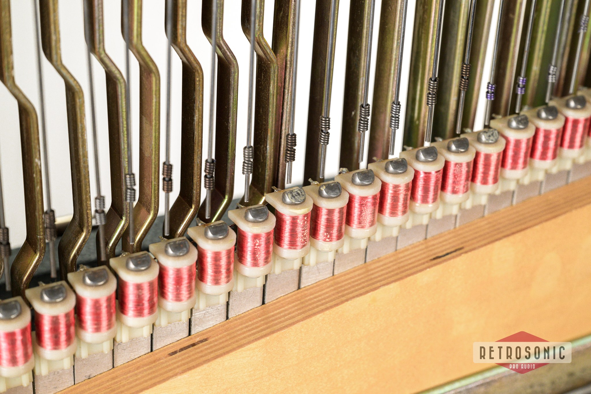 Fender Rhodes 73 MK1 Suitcase Electric Piano