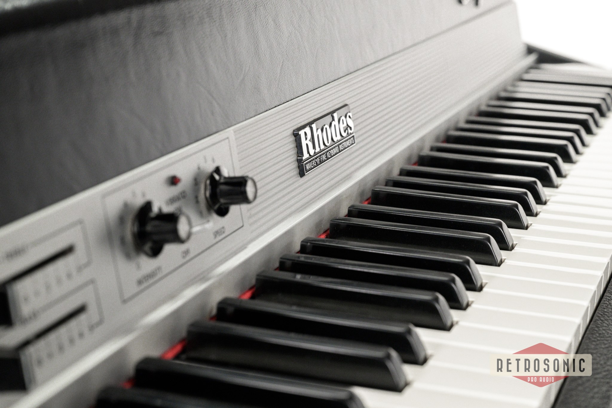 Fender Rhodes 73 Mk1 Top of Suitcase Model With Legs