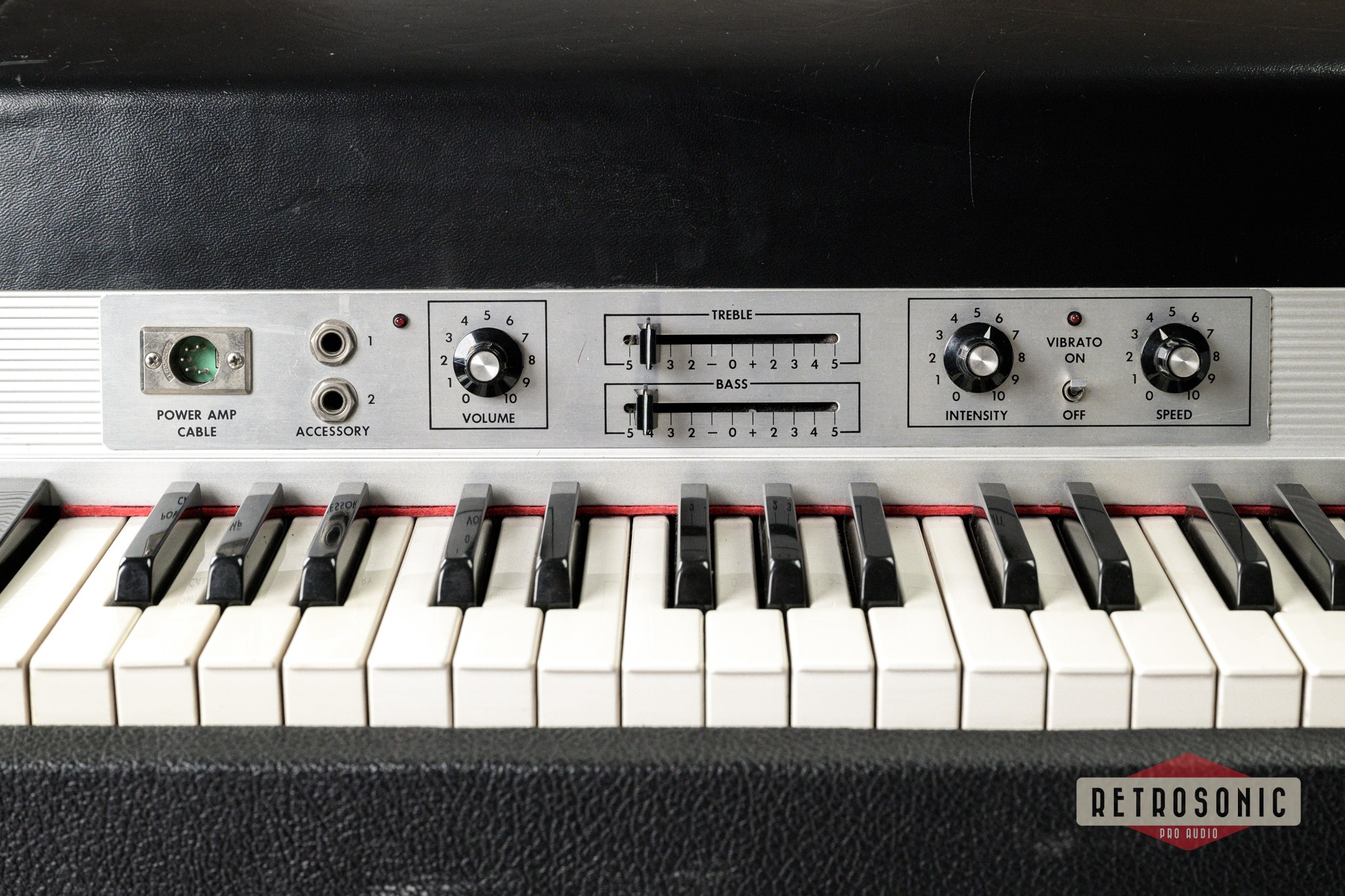 Fender Rhodes 73 Mk1 Top of Suitcase Model With Legs