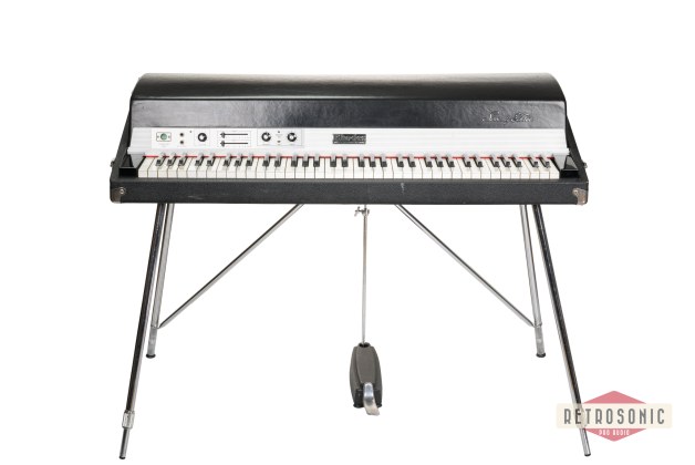 Fender Rhodes 73 Mk1 Top of Suitcase Model With Legs