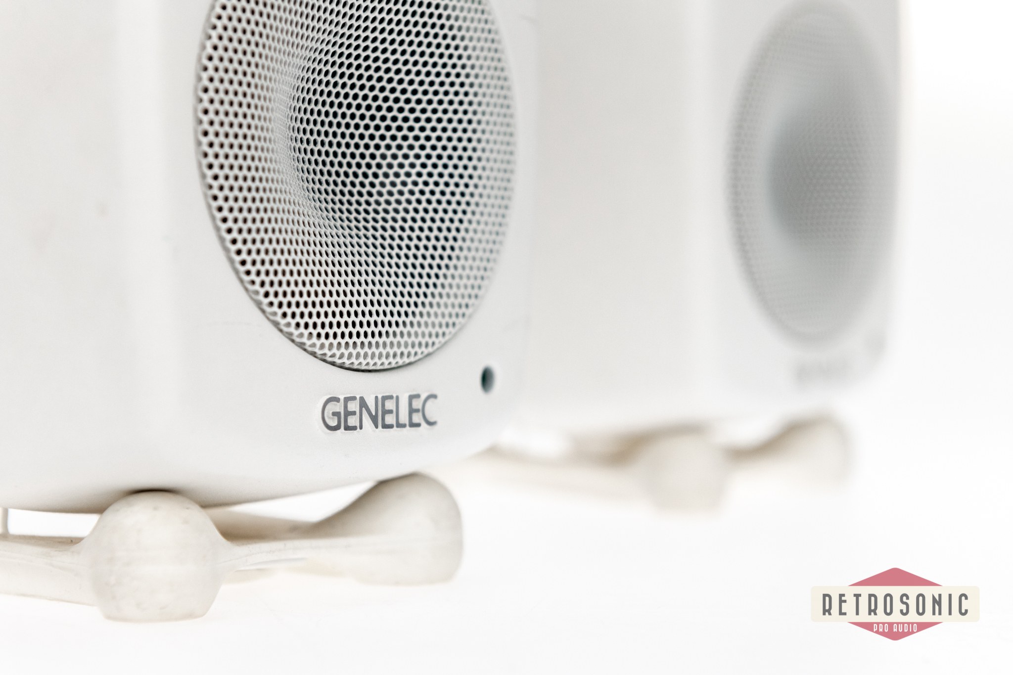 Genelec 6010A Active Monitor pair white