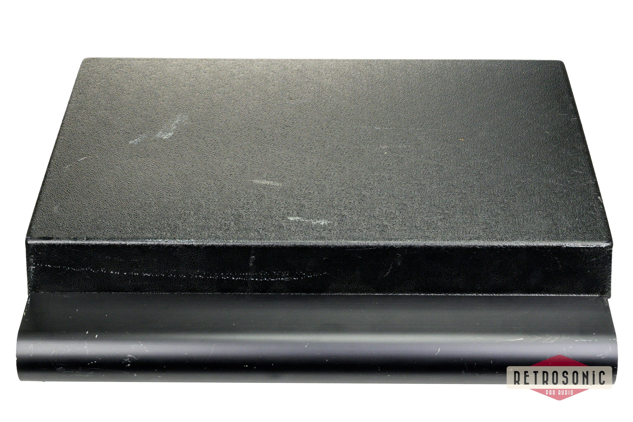 Kajaani UT MIX 8/2 Analog Broadcast Mixing Console