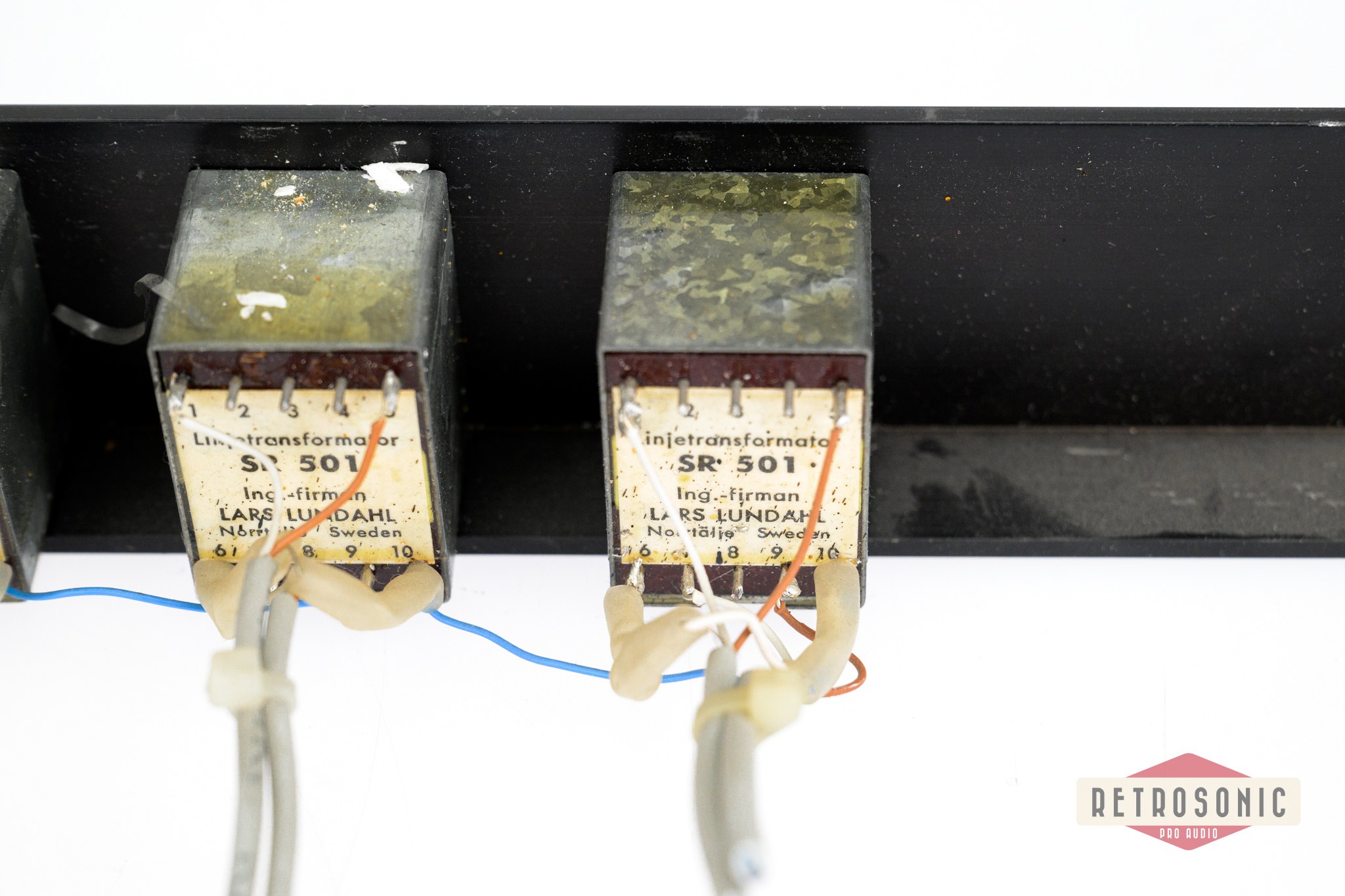 Lars Lundahl SR501 600:600 ohm transformer set of 10 pcs w. 19\" panel