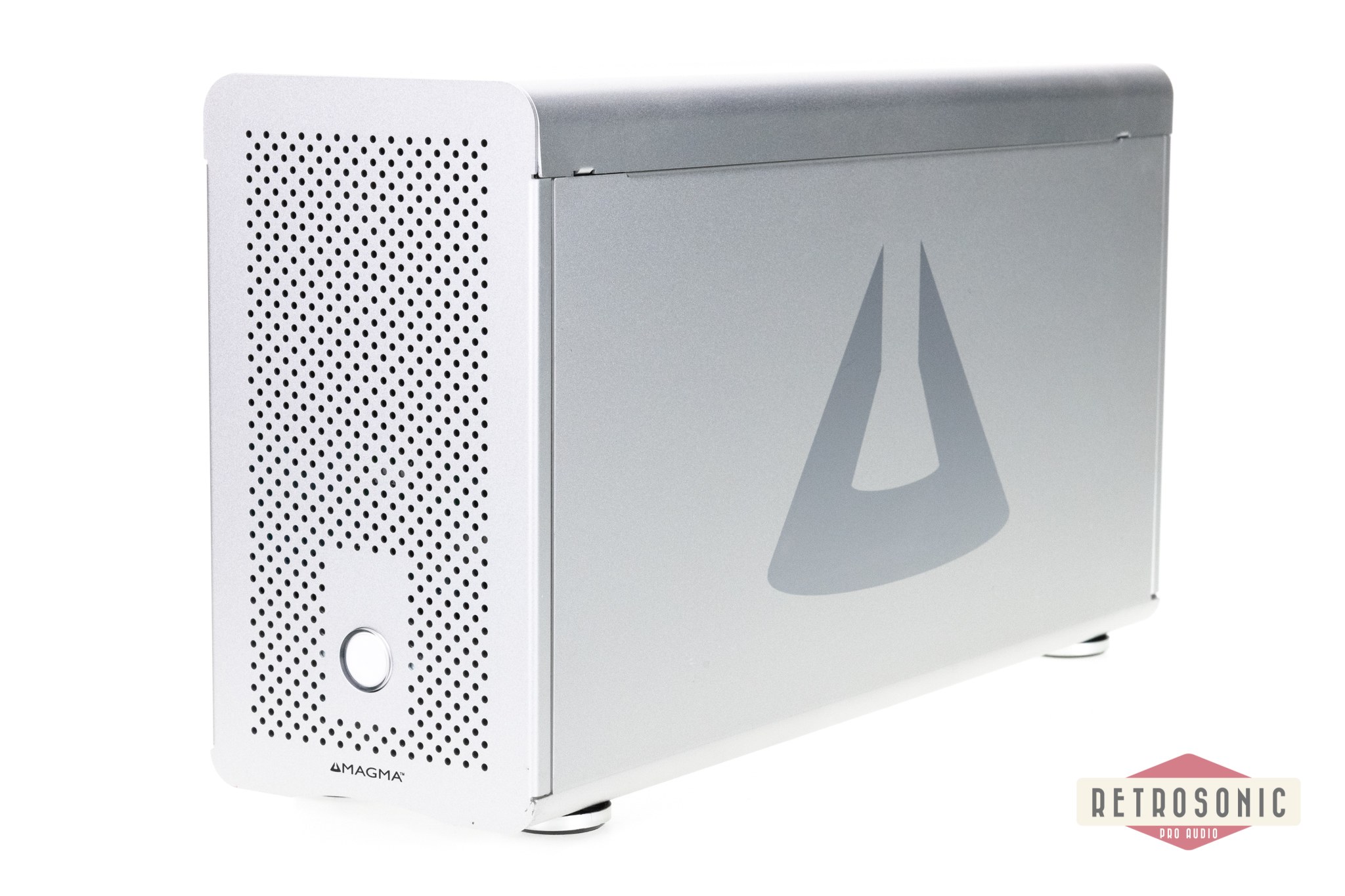 Magma ExpressBox 3T Three-Slot Thunderbolt2 to PCIe Expansion