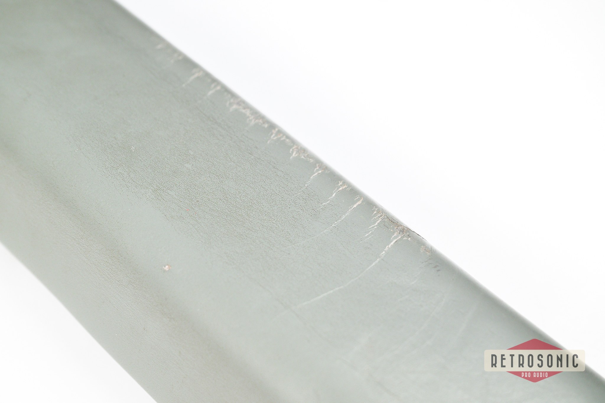 Midas XL3 Armrest. Length 10x6x178cm.