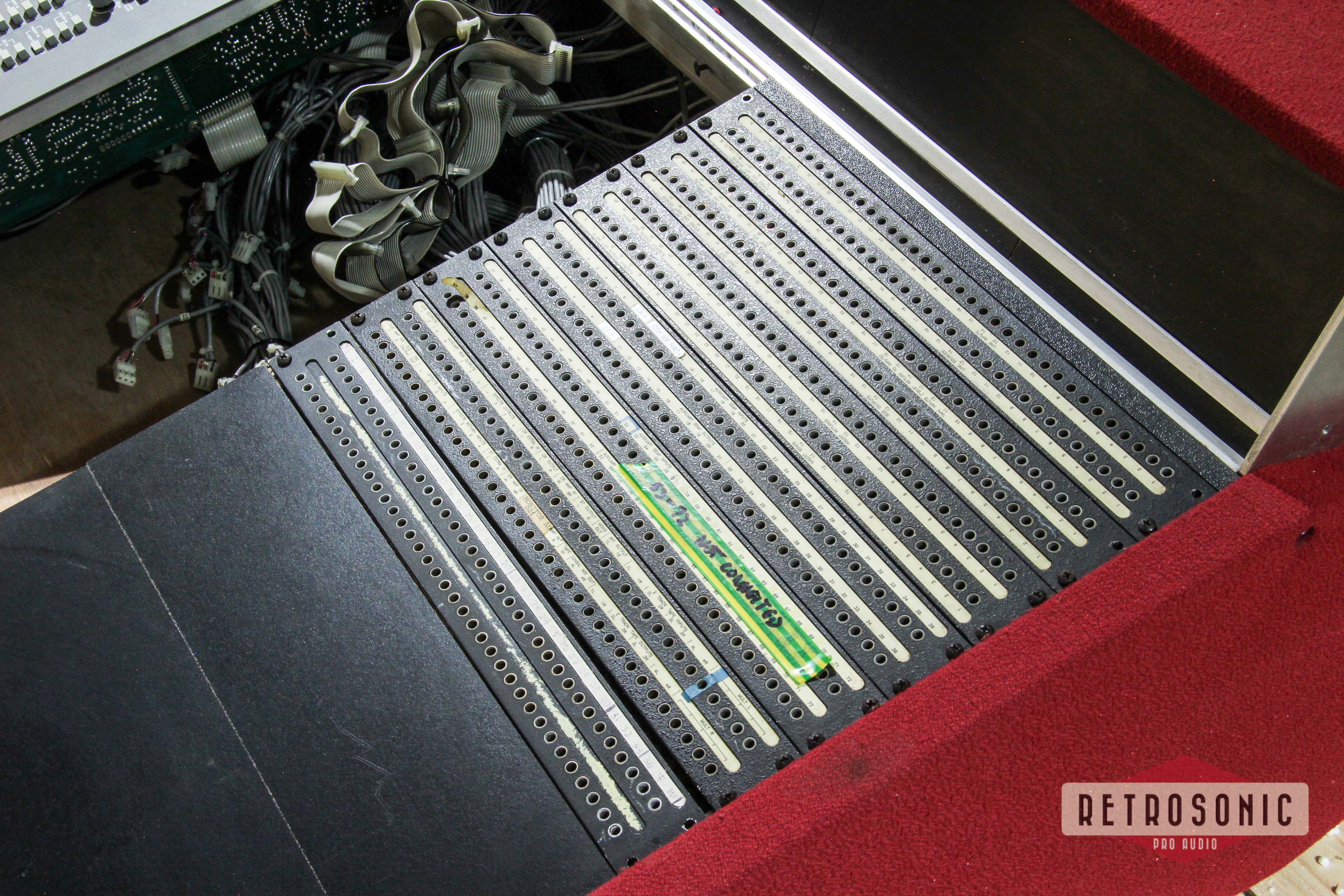 Neotek Elite 28ch + Patcbay InLine Console