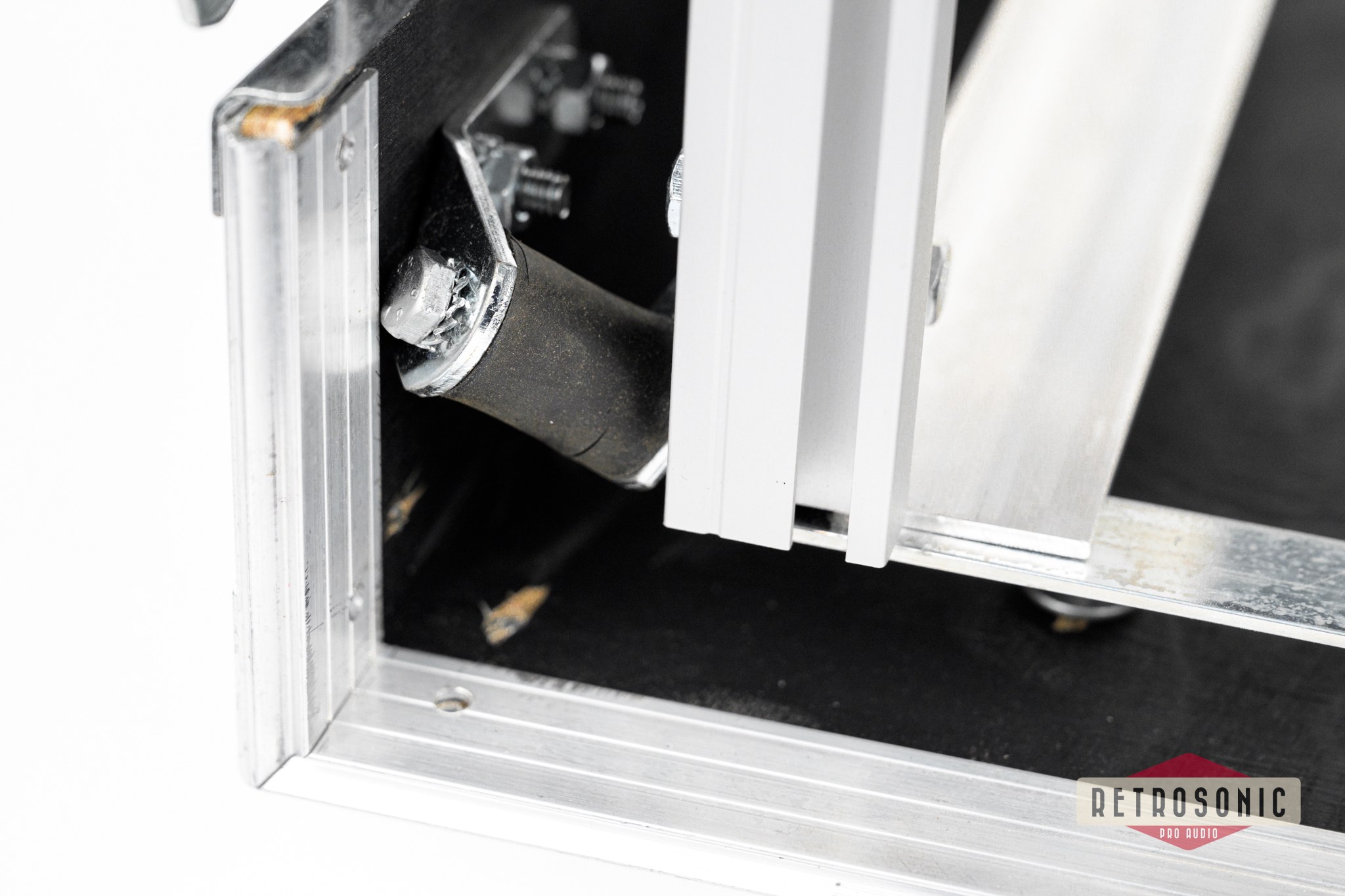 Rack Case 4Unit with internal shock insulation #1