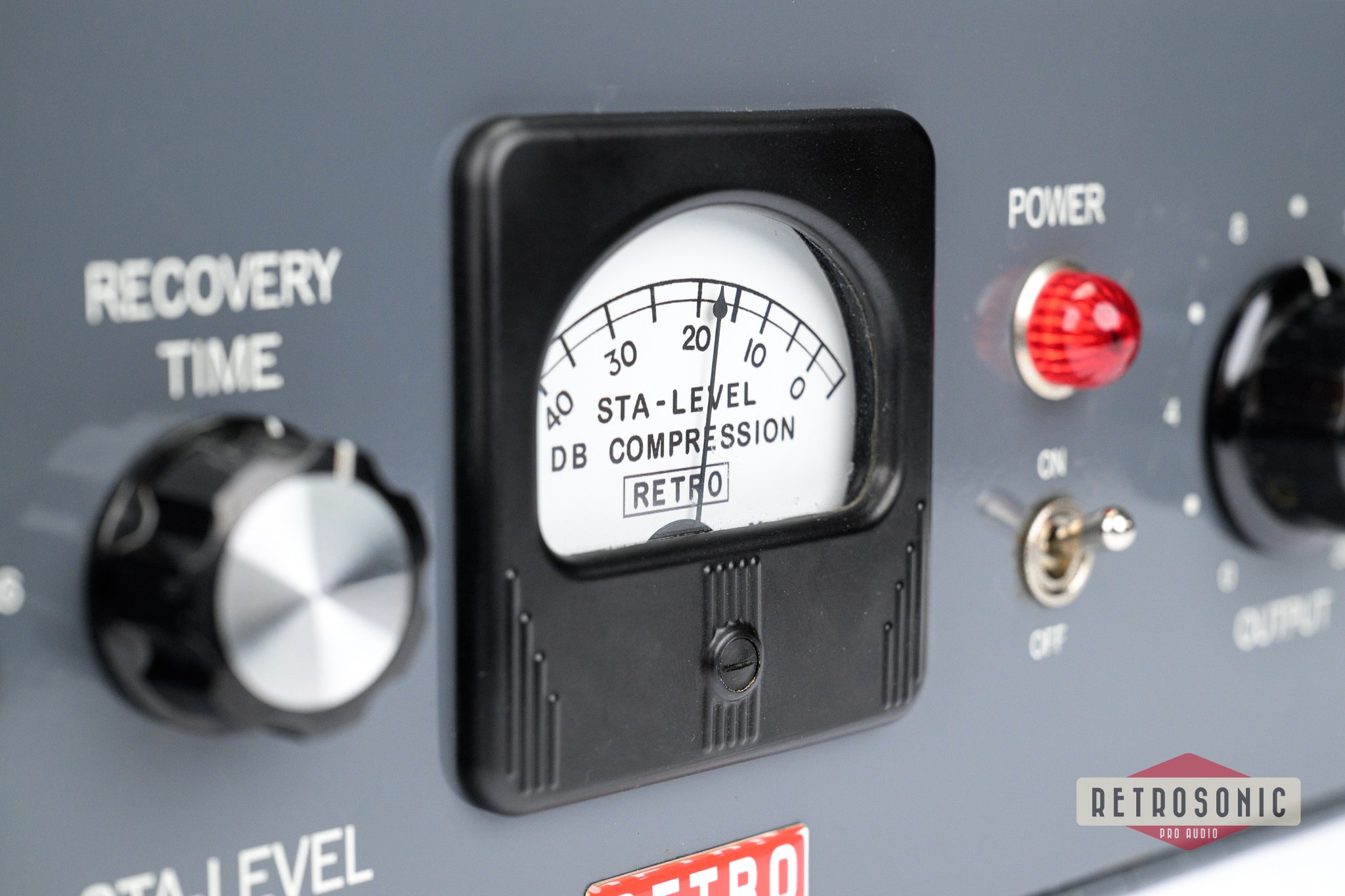 Retro Instruments STA-Level Tube Compressor with 6386 Tube Circuit