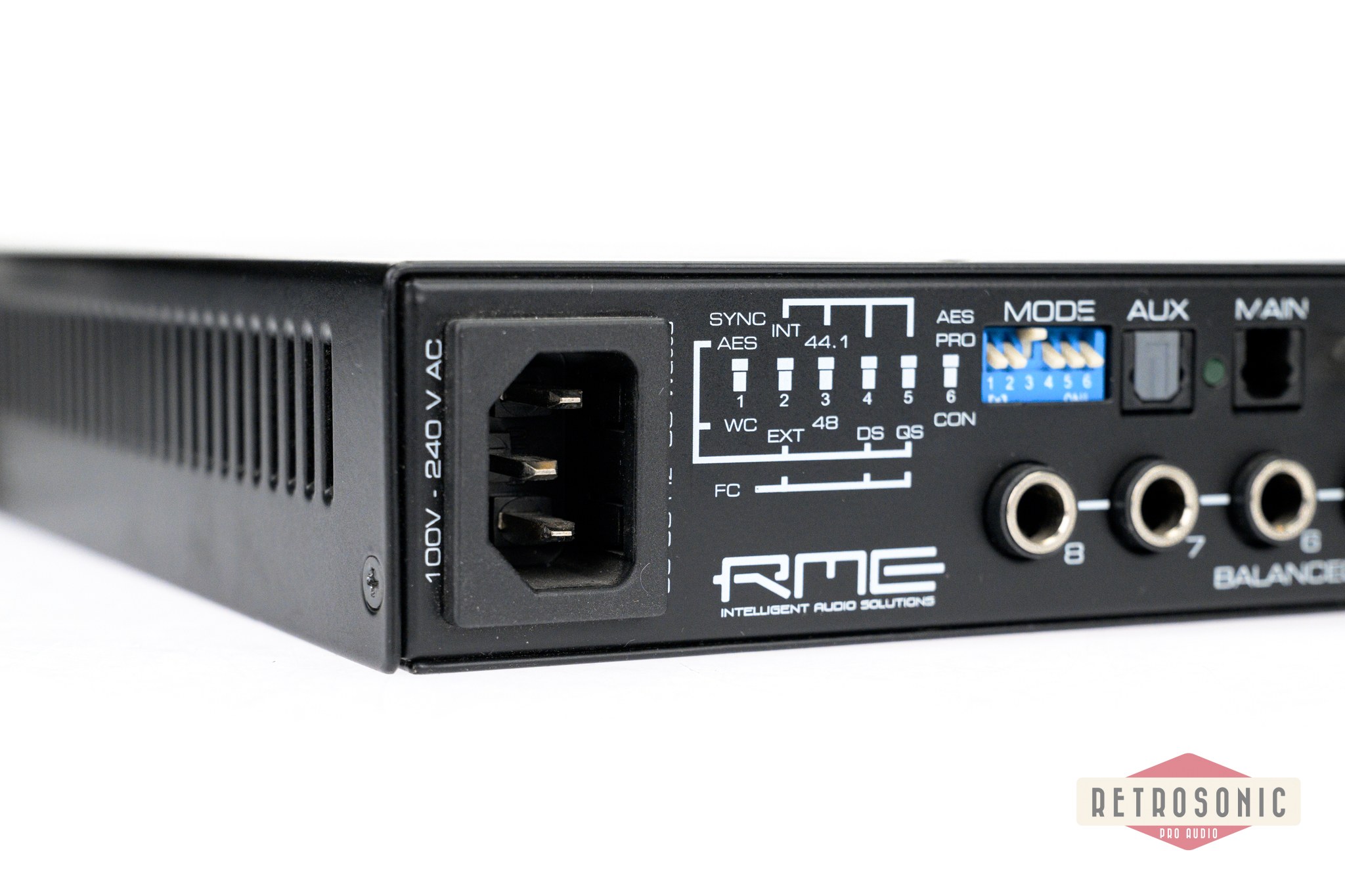 RME Octamic II 8-Channel Mic Preamp