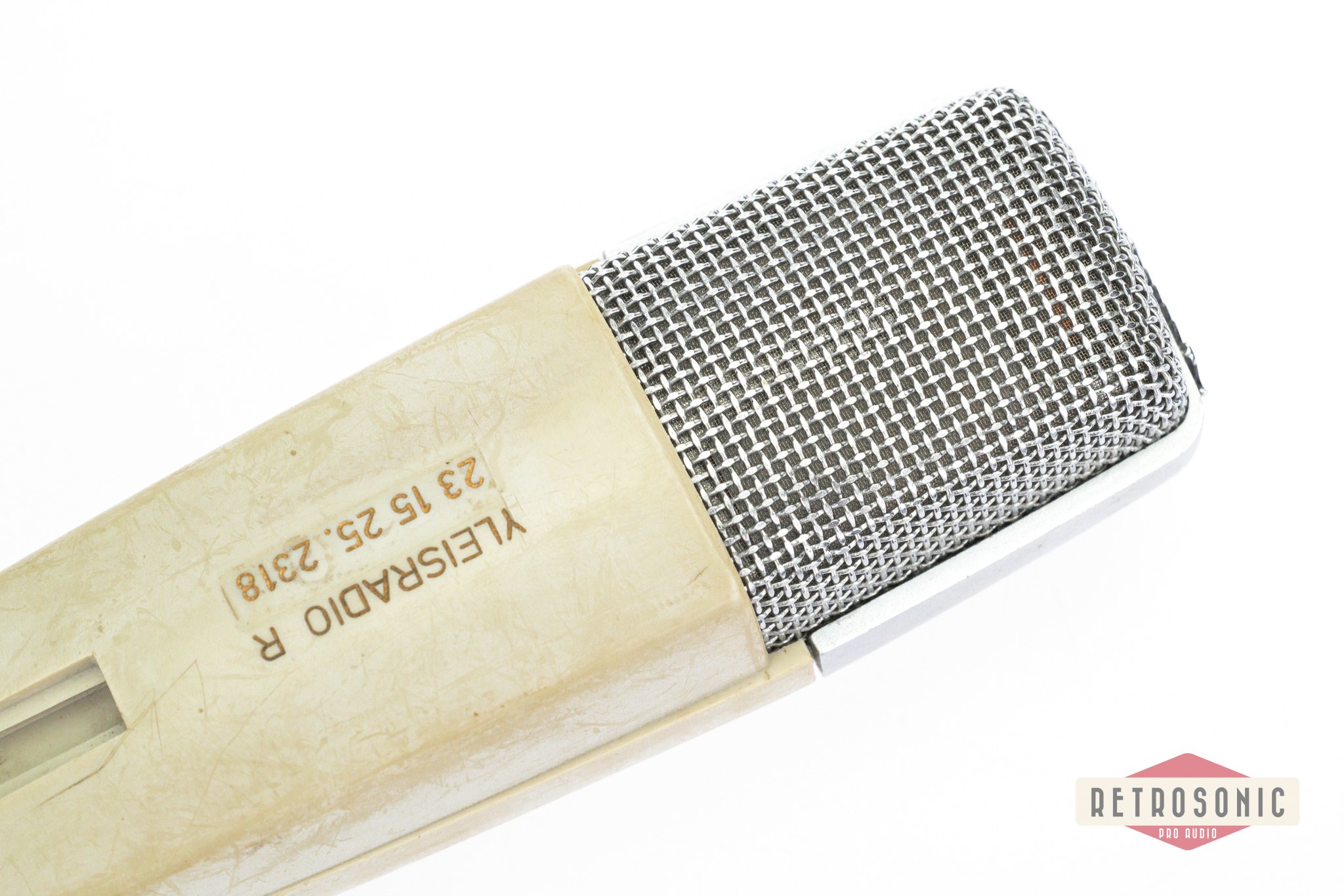 Sennheiser MD-421-2 Vintage Dynamic Microphone #4