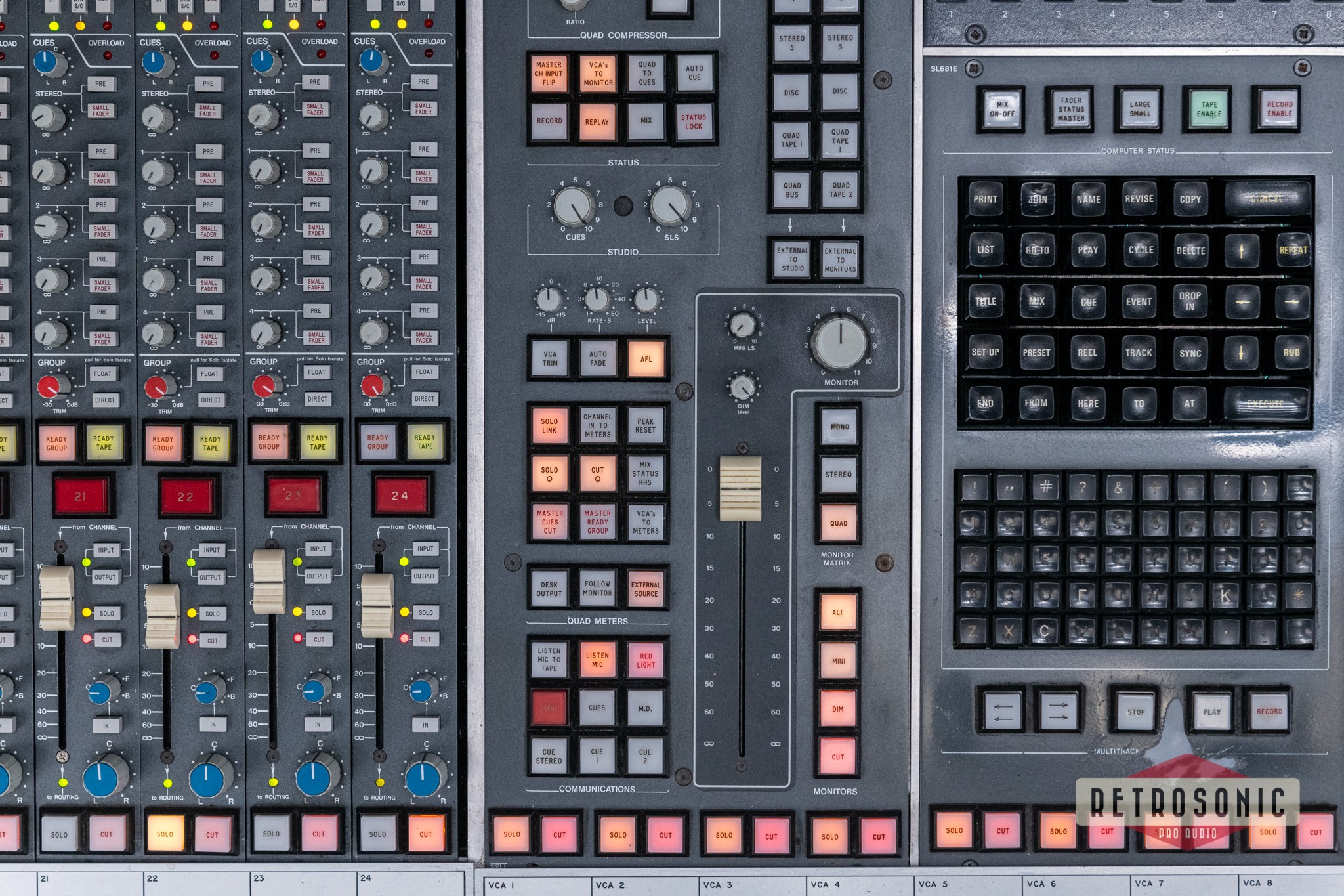 Solid State Logic SSL 4040E/G w. 24 pcs SL611G (292) and 16 pcs SL611E (242) Modules