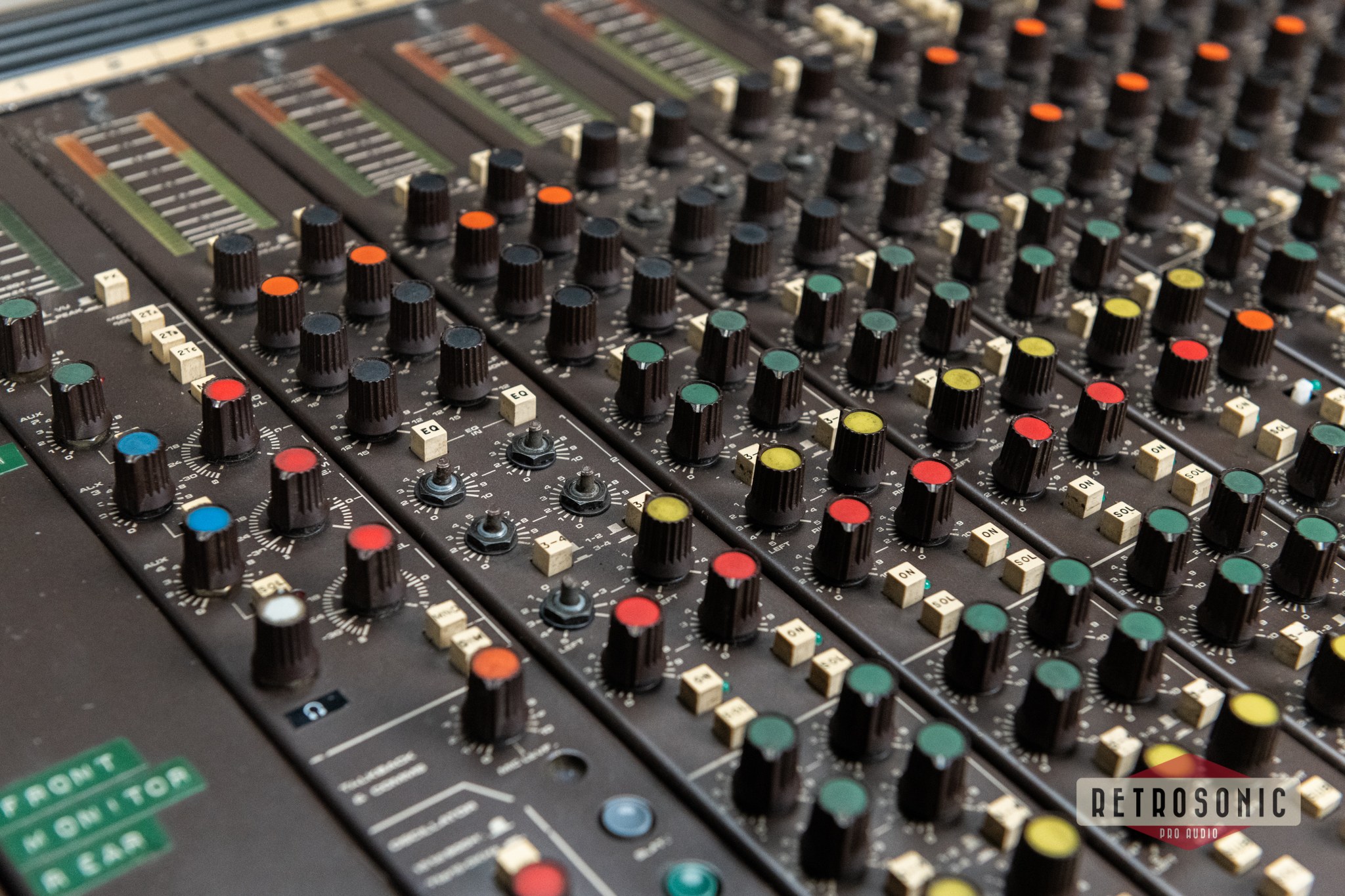 Soundcraft B800 Mixing Console