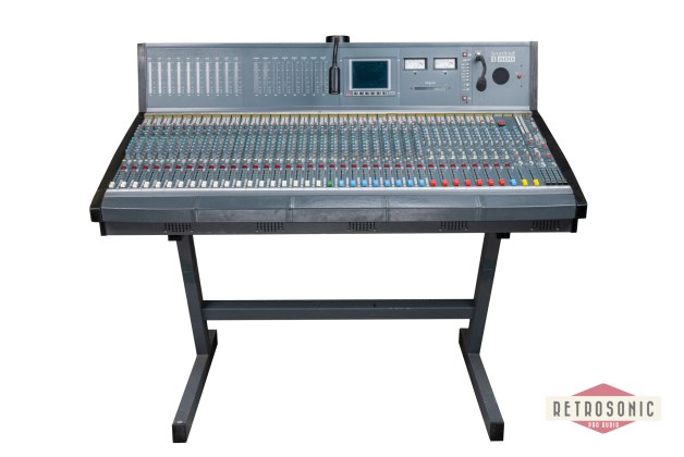 retrosonic - Soundcraft B800 Mixing Console