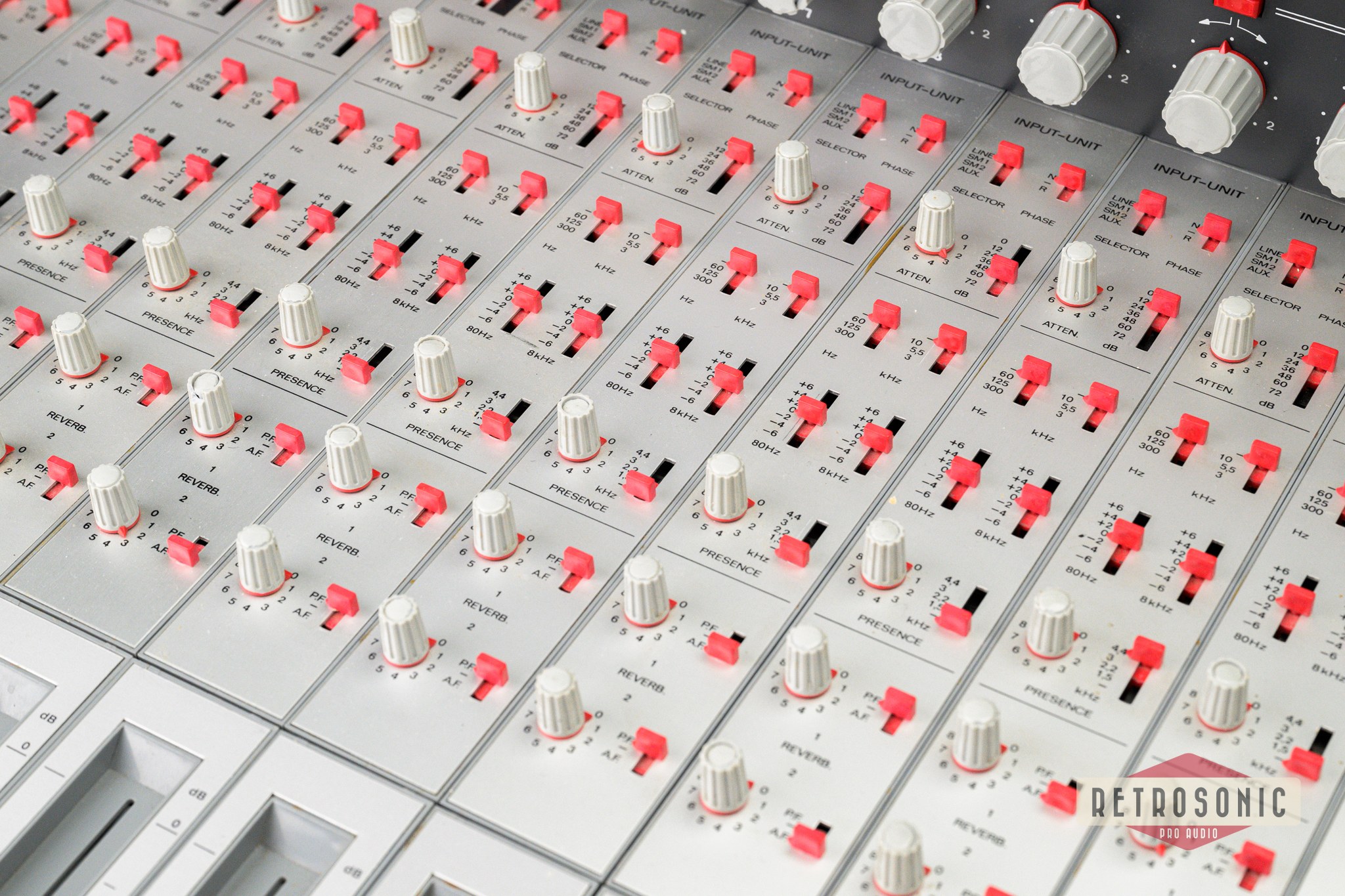 Studer 089 MK1 12/2 Analog Mixing Console