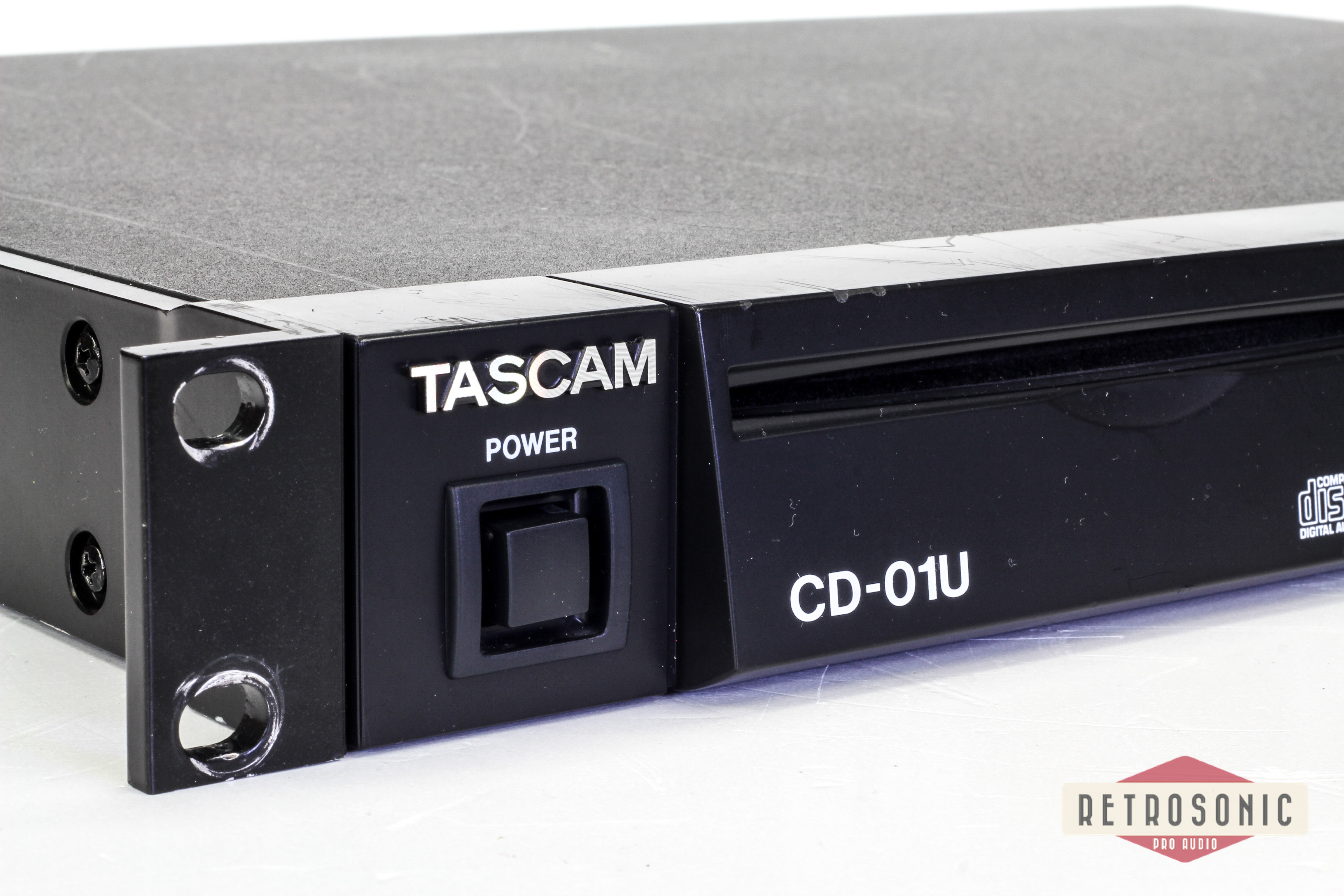 Tascam CD01U CD-player, 1Unit 19-inch Rack #1
