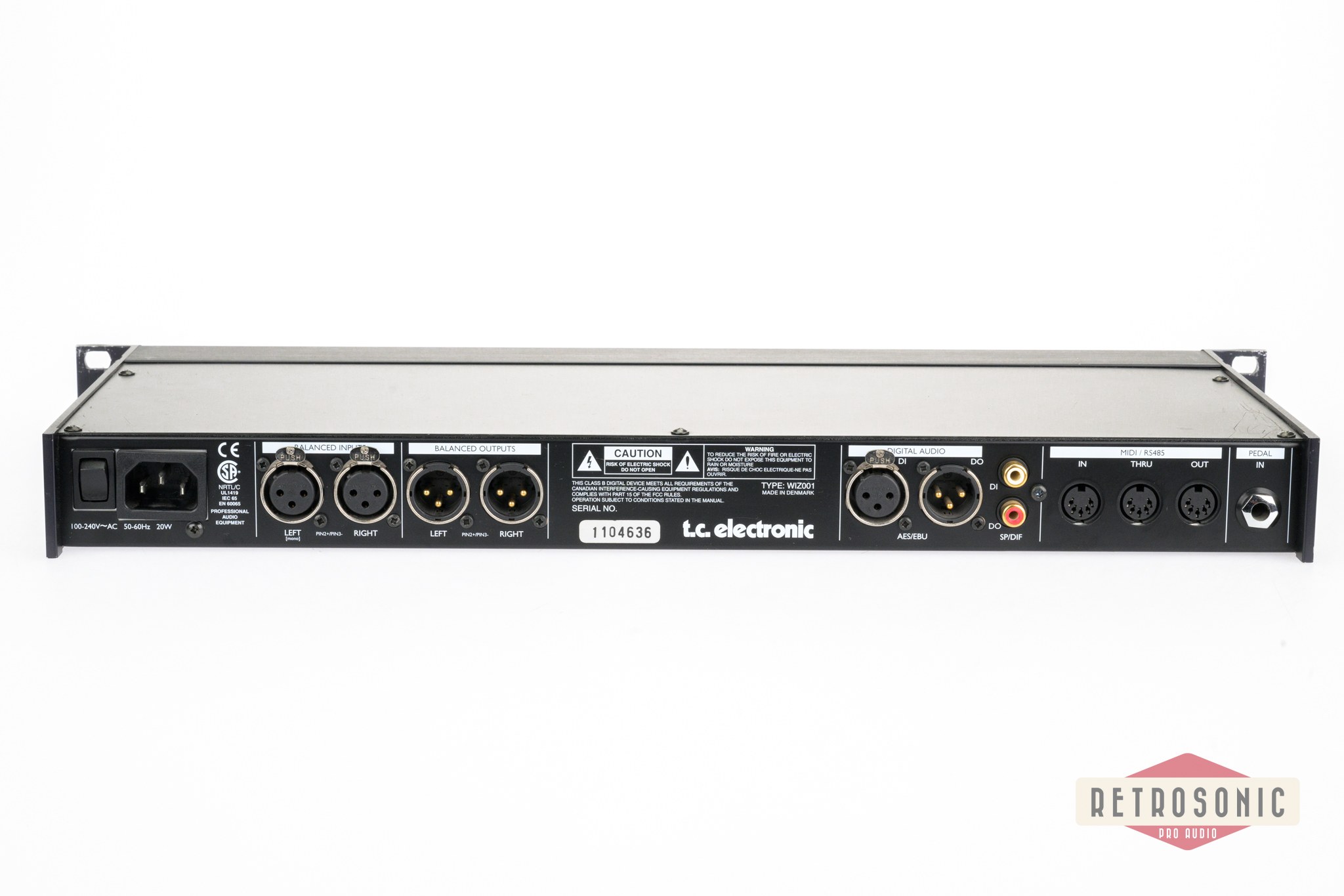 TC Electronic M2000 Multi-Effect Unit. Screen issue.