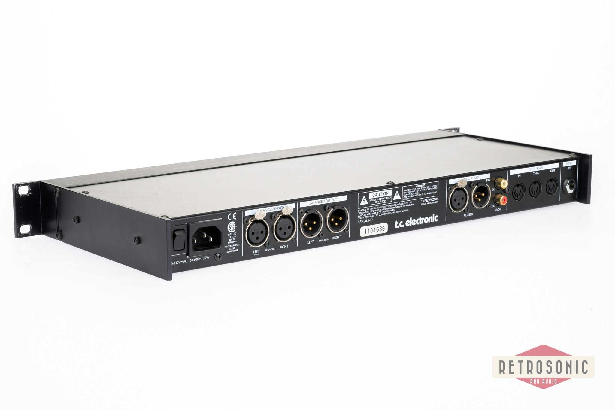 TC Electronic M2000 Multi-Effect Unit. Screen issue.