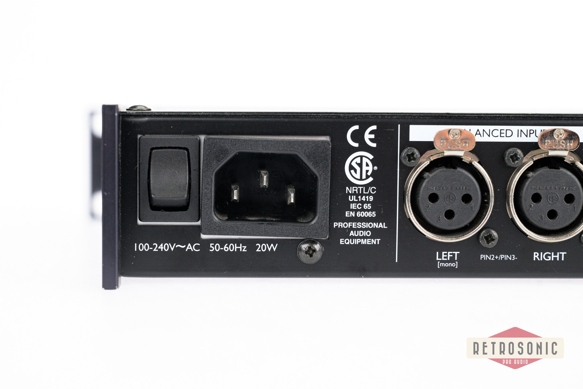 TC Electronic M2000 Multi-Effect Unit. Screen issue.