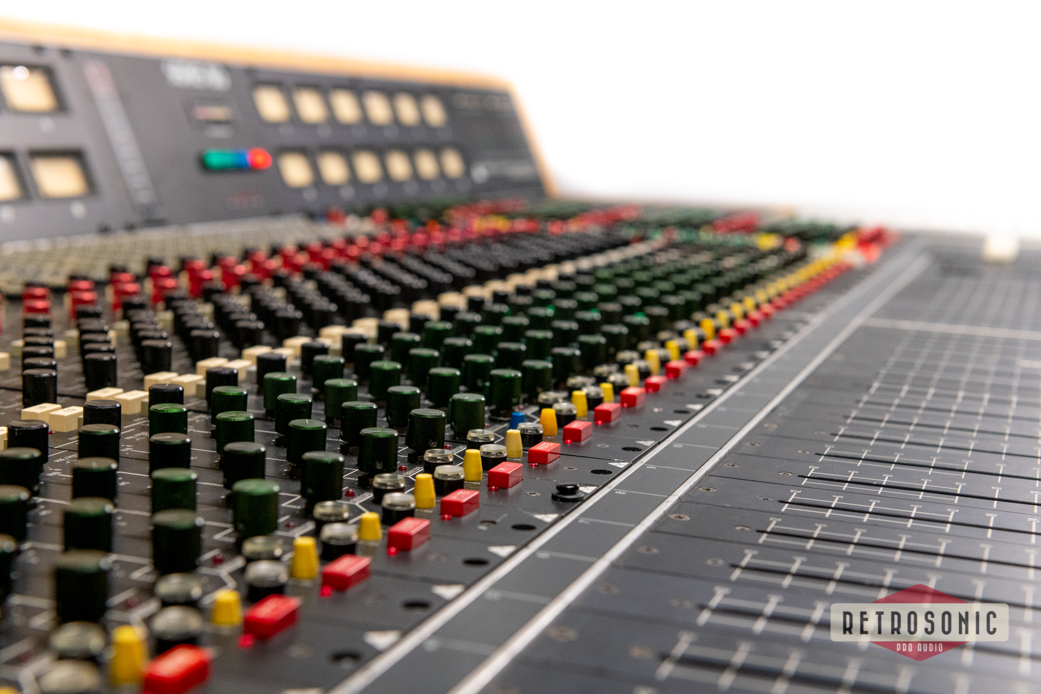 Trident Series 80 LRAB 30/24/2 PB Analog Mixing Console